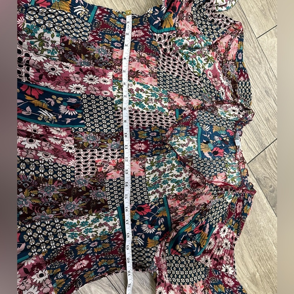 Floral Multicolor Women's Top - Picture 11 of 16